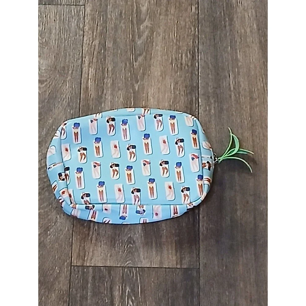Ipsy cosmetic bag